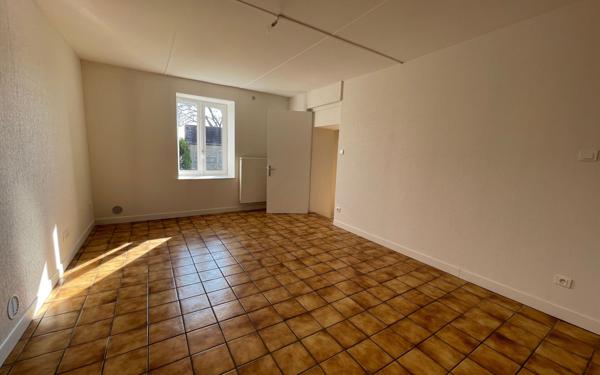 Maison à vendre    2 pièces •  Perrigny-sur-l'Ognon