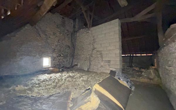 Maison à vendre    2 pièces •  Perrigny-sur-l'Ognon