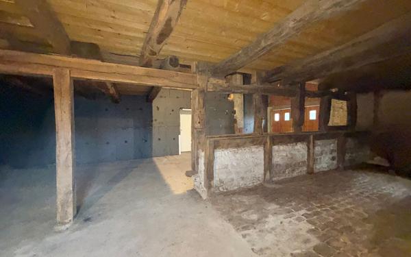 Maison à vendre    2 pièces •  Perrigny-sur-l'Ognon