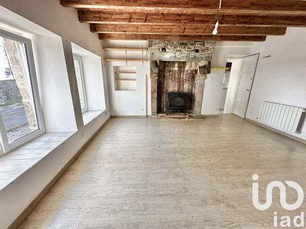 Maison 5 pièces de 115 m² à Sainte-Croix-Hague (50440)