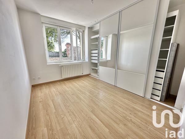 Maison 5 pièces de 115 m² à Sainte-Croix-Hague (50440)