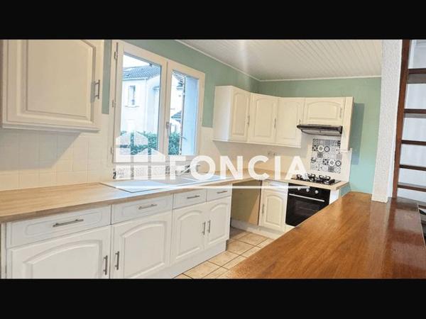 Location Maison 4 pièces 64.8 m² - 30 PLACE DES ILES FEROES Moissy Cramayel 77550