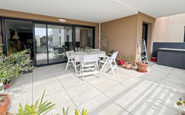 Appartement à vendre    3 pièces • 71,10 m2 Saint-Raphaël