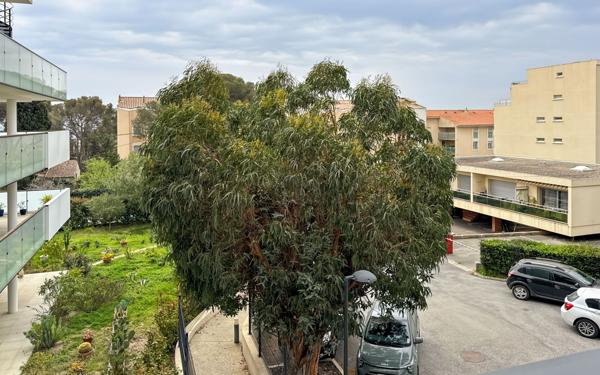 Appartement à vendre    3 pièces • 71,10 m2 Saint-Raphaël