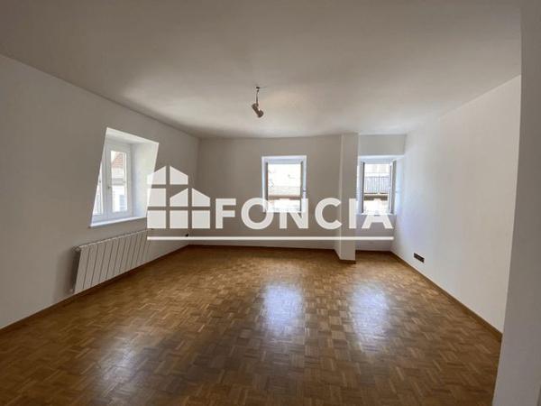 Location Appartement 3 pièces 70.95 m² - 6 COUR DU BAIN DES JUIFS Strasbourg 67000