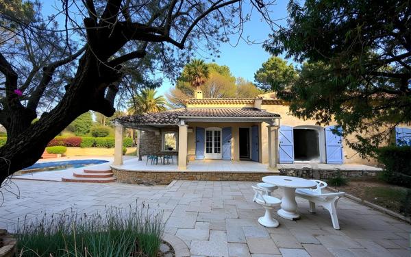 Maison à vendre    4 pièces •  Saint-Maximin-la-Sainte-Baume