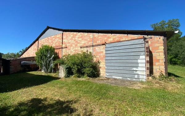 Maison à vendre    5 pièces •  Monclar-de-Quercy