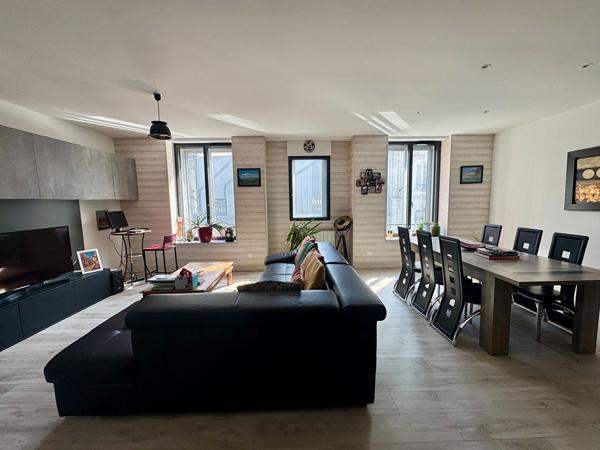 Appartement 4 pièces – 95 m² environ à Vannes (ref : 100842-ET)