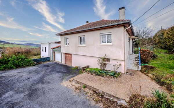 Maison à vendre    4 pièces •  Lay-Saint-Christophe