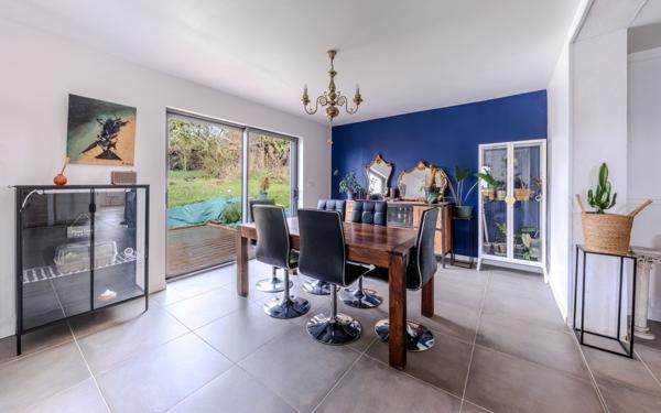 Maison à vendre    4 pièces •  Lay-Saint-Christophe