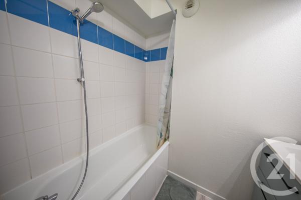 Appartement F2 à vendre  3 pièces - 70,78 m2 LE HAILLAN - 33