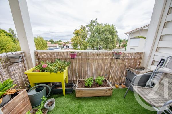 Appartement F2 à vendre  3 pièces - 70,78 m2 LE HAILLAN - 33