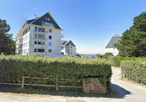 PORNICHET- Ste Marguerite - Type 4 - 2 chambres- 77m² Parking et cave,  
Pornichet 44380