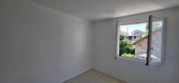 19000 TULLE - APPARTEMENT T3 AVEC TRAVAUX - 46,91 m²