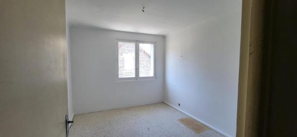 19000 TULLE - APPARTEMENT T3 AVEC TRAVAUX - 46,91 m²