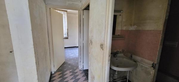 19000 TULLE - APPARTEMENT T3 AVEC TRAVAUX - 46,91 m²