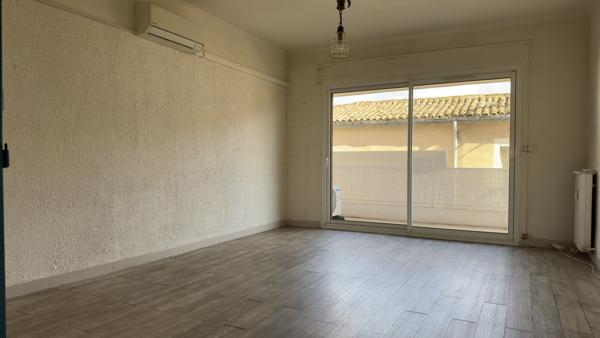 Appartement de 63 m² avec balcon, peroch des Arènes et de la gare