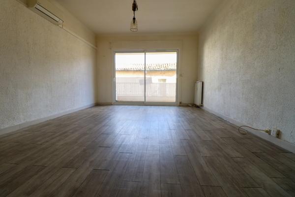 Appartement de 63 m² avec balcon, peroch des Arènes et de la gare