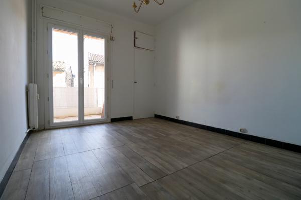Appartement de 63 m² avec balcon, peroch des Arènes et de la gare