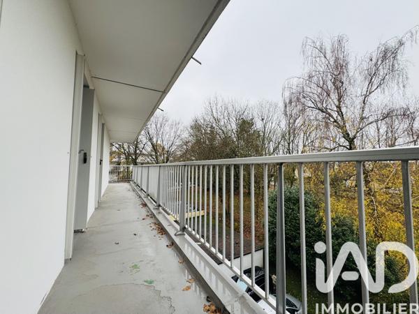 Appartement à vendre 4 pièces 78 m² Vaux-le-Pénil