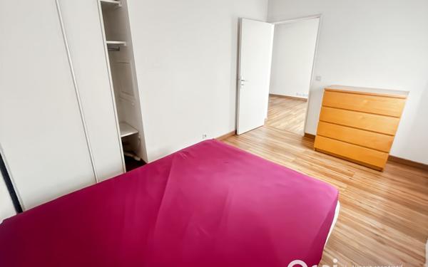 Appartement à vendre    2 pièces • 33,02 m2 Cergy