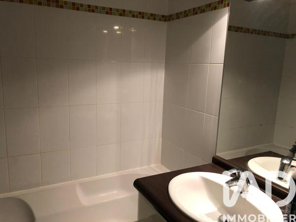 Location studio 30 m² Lille