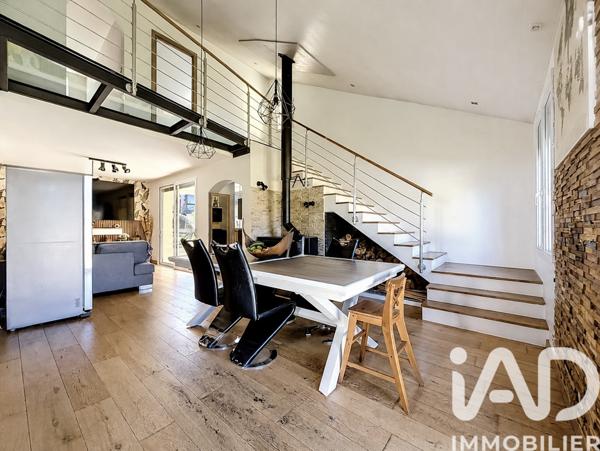 Maison à vendre 7 pièces 178 m² Saint-Chéron