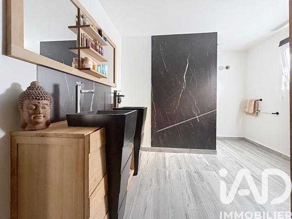 Maison à vendre 7 pièces 178 m² Saint-Chéron