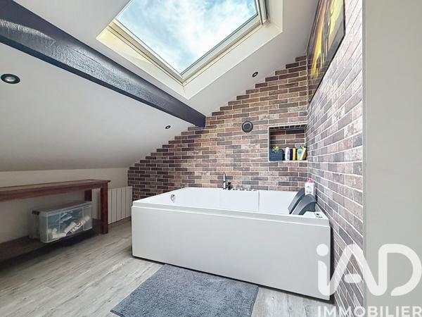 Maison à vendre 7 pièces 178 m² Saint-Chéron