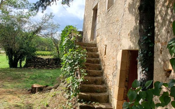 Maison à vendre    4 pièces •  Largentière