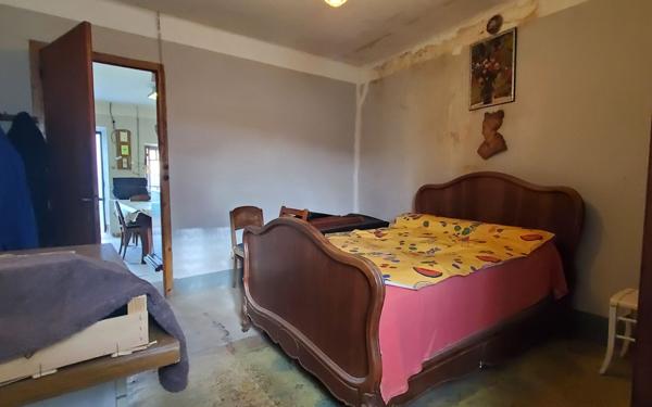 Maison à vendre    4 pièces •  Largentière