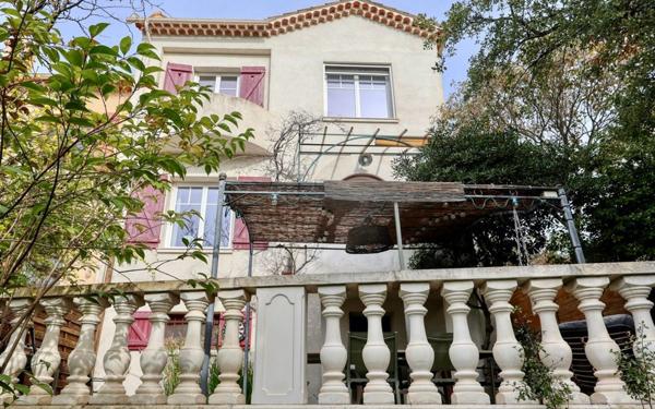Maison à vendre    4 pièces •  Saint-Raphaël