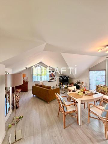 Bel appartement T2 lumineux avec loggia, cave, place de parking couverte et ascenseur!