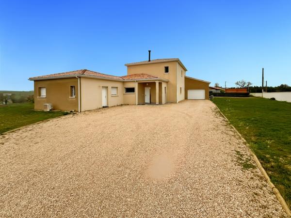Maison
         7 pièces
        - 186 m² Bien prestige 525 000 € *