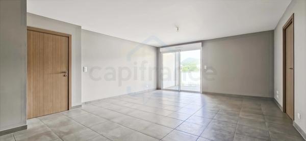 Appartement à vendre 3 pièces AJACCIO (20)