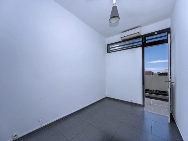 IDIMMO : Bas de Montgaillard, Maison de ville T4 de 90m² sur terrain 375m² ! Saint-Denis (97400)