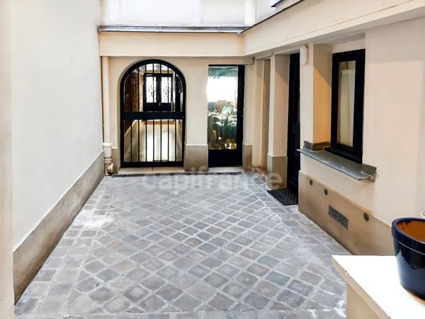 Appartement pied-à-terre à vendre PARIS 7EME ARRONDISSEMENT (75)