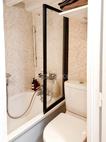 Appartement pied-à-terre à vendre PARIS 7EME ARRONDISSEMENT (75)