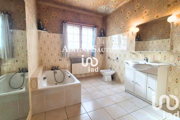 Maison à vendre 9 pièces 280 m² Saint-Cyr-sur-Mer