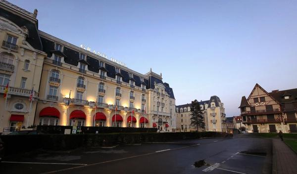 Appartement duplex 100m² Grand Hôtel de Cabourg - Atypique