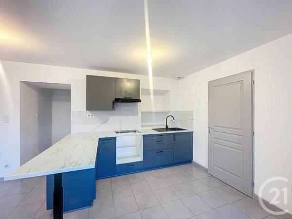 Appartement F4 à vendre  4 pièces - 94,25 m2 REPLONGES - 01