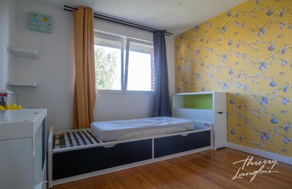 MAISON 1960 BEL ETAGE RENOVEE