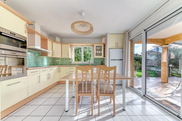 Maison 6 pièces - 133 m² Exclusivité efficity