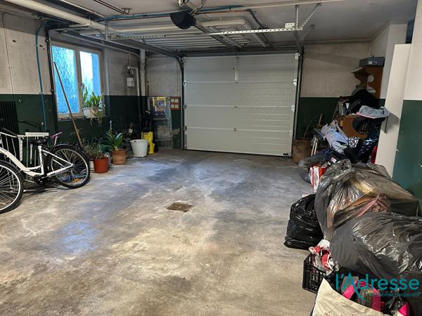 MAISON BOURGEOISE PLAIN PIED de 280 m² sur un terrain de 15 ares.