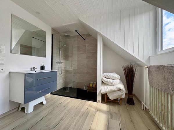 A VENDRE GUIPAVAS - CENTRE - Maison rénovée 5 chambres , Guipavas