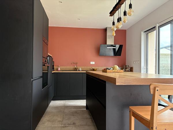 A VENDRE GUIPAVAS - CENTRE - Maison rénovée 5 chambres , Guipavas