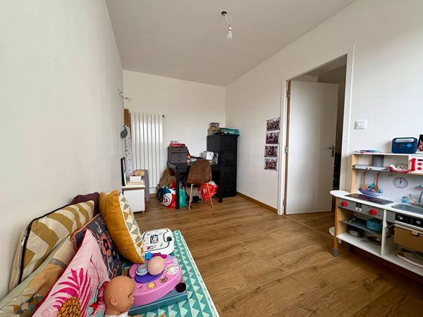 A VENDRE GUIPAVAS - CENTRE - Maison rénovée 5 chambres , Guipavas