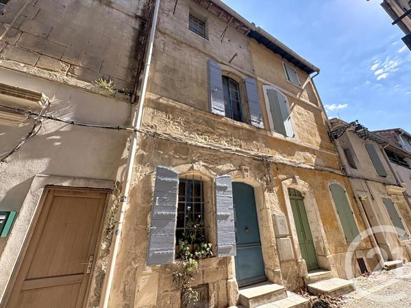 Maison à vendre  5 pièces - 144,45 m 2   ARLES  - 13