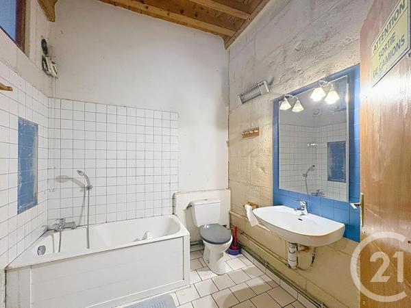 Maison à vendre  5 pièces - 144,45 m 2   ARLES  - 13
