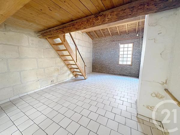 Maison à vendre  5 pièces - 144,45 m 2   ARLES  - 13